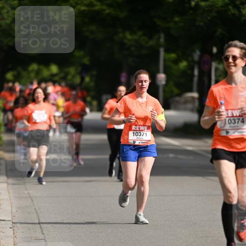15.06.2025 - REWE Women's Run Dr. Thomas Lammeyer http://msf.ph/oto/7955080 15.06.2025 09:45:08 Laufen 10371, 0374 meine-sportfotos.de