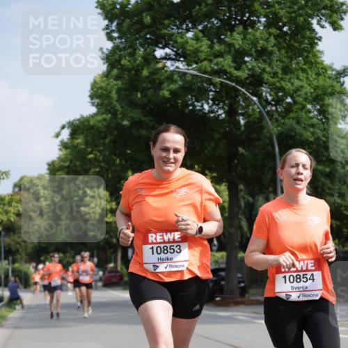 15.06.2025 - REWE Women's Run Jannik Wohlers http://msf.ph/oto/7955087 15.06.2025 08:50:39 Laufen 10853, 10854 meine-sportfotos.de