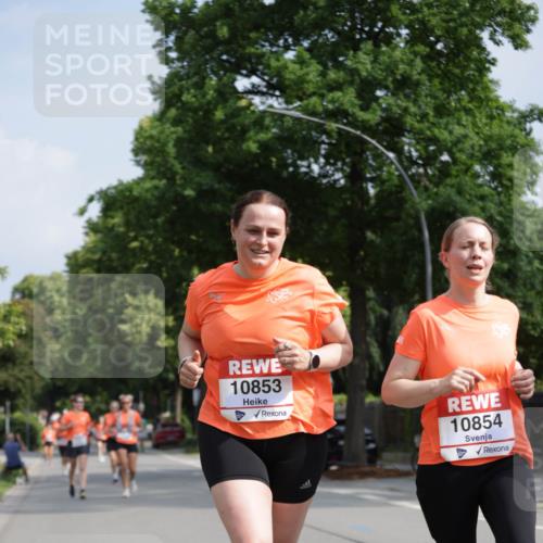 15.06.2025 - REWE Women's Run Jannik Wohlers http://msf.ph/oto/7955090 15.06.2025 08:50:39 Laufen 10853, 10854 meine-sportfotos.de