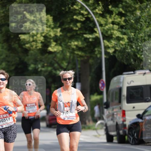 15.06.2025 - REWE Women's Run Jannik Wohlers http://msf.ph/oto/7955104 15.06.2025 08:50:42 Laufen 10317, 10601 meine-sportfotos.de