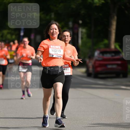 15.06.2025 - REWE Women's Run Dr. Thomas Lammeyer http://msf.ph/oto/7955108 15.06.2025 09:45:14 Laufen 10219, 441 meine-sportfotos.de