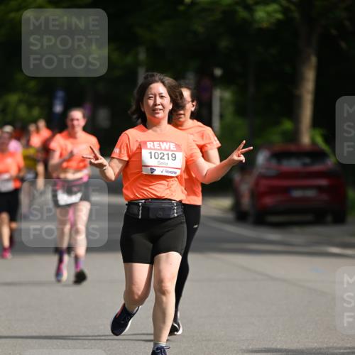 15.06.2025 - REWE Women's Run Dr. Thomas Lammeyer http://msf.ph/oto/7955110 15.06.2025 09:45:14 Laufen 10219 meine-sportfotos.de