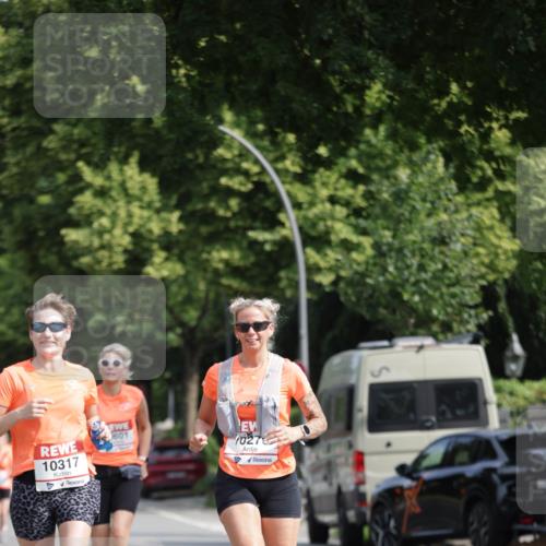 15.06.2025 - REWE Women's Run Jannik Wohlers http://msf.ph/oto/7955120 15.06.2025 08:50:43 Laufen 10317, 601, 10276 meine-sportfotos.de