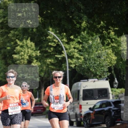 15.06.2025 - REWE Women's Run Jannik Wohlers http://msf.ph/oto/7955121 15.06.2025 08:50:43 Laufen 10317, 1027 meine-sportfotos.de