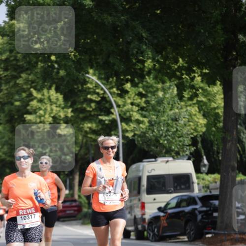 15.06.2025 - REWE Women's Run Jannik Wohlers http://msf.ph/oto/7955127 15.06.2025 08:50:43 Laufen 10317, 10276 meine-sportfotos.de