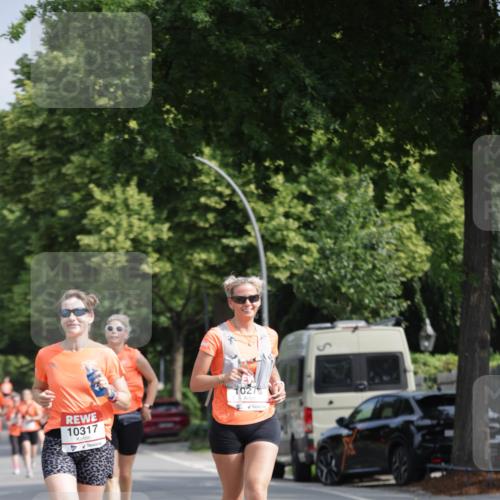 15.06.2025 - REWE Women's Run Jannik Wohlers http://msf.ph/oto/7955128 15.06.2025 08:50:43 Laufen 10317, 70276 meine-sportfotos.de