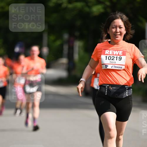 15.06.2025 - REWE Women's Run Dr. Thomas Lammeyer http://msf.ph/oto/7955143 15.06.2025 09:45:16 Laufen 10219 meine-sportfotos.de