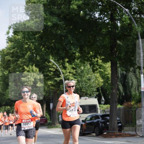 15.06.2025 - REWE Women's Run Jannik Wohlers http://msf.ph/oto/7955155 15.06.2025 08:50:44 Laufen 10317 meine-sportfotos.de