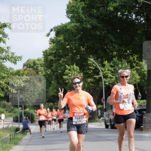 15.06.2025 - REWE Women's Run Jannik Wohlers http://msf.ph/oto/7955168 15.06.2025 08:50:45 Laufen 10317 meine-sportfotos.de