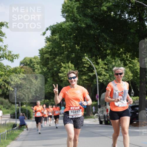 15.06.2025 - REWE Women's Run Jannik Wohlers http://msf.ph/oto/7955169 15.06.2025 08:50:45 Laufen 10317, 276 meine-sportfotos.de
