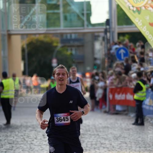 13.06.2025 - Holstenköstenlauf Felixshl http://msf.ph/oto/7955182 13.06.2025 19:45:47 Laufen 2989, 3227, 3280, 3645, 3771 meine-sportfotos.de
