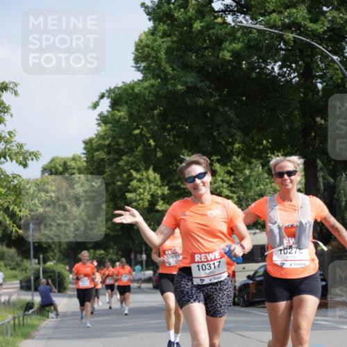 15.06.2025 - REWE Women's Run Jannik Wohlers http://msf.ph/oto/7955195 15.06.2025 08:50:46 Laufen 4, 10317, 10270 meine-sportfotos.de