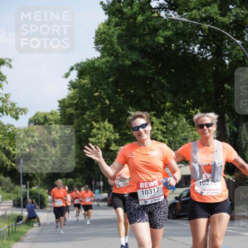 15.06.2025 - REWE Women's Run Jannik Wohlers http://msf.ph/oto/7955197 15.06.2025 08:50:46 Laufen 10601, 10317, 10276 meine-sportfotos.de