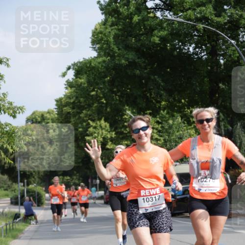 15.06.2025 - REWE Women's Run Jannik Wohlers http://msf.ph/oto/7955203 15.06.2025 08:50:46 Laufen 10601, 10317, 10270 meine-sportfotos.de