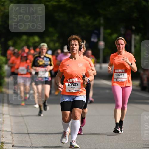 15.06.2025 - REWE Women's Run Dr. Thomas Lammeyer http://msf.ph/oto/7955208 15.06.2025 09:45:20 Laufen 10502, 10211 meine-sportfotos.de