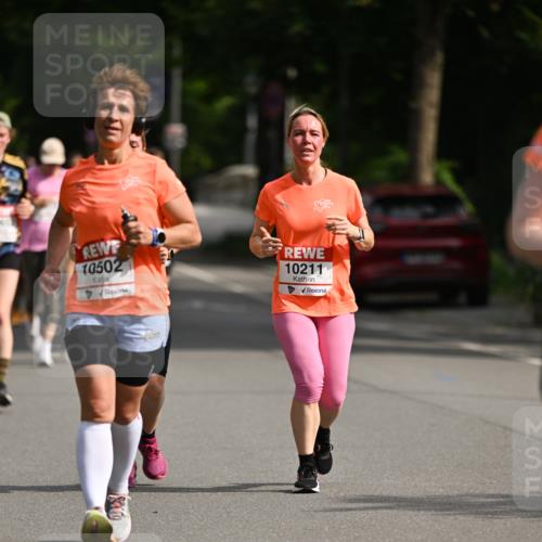 15.06.2025 - REWE Women's Run Dr. Thomas Lammeyer http://msf.ph/oto/7955213 15.06.2025 09:45:21 Laufen 10502, 10211 meine-sportfotos.de