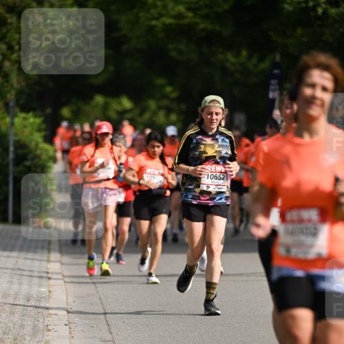 15.06.2025 - REWE Women's Run Dr. Thomas Lammeyer http://msf.ph/oto/7955229 15.06.2025 09:45:22 Laufen 10652 meine-sportfotos.de