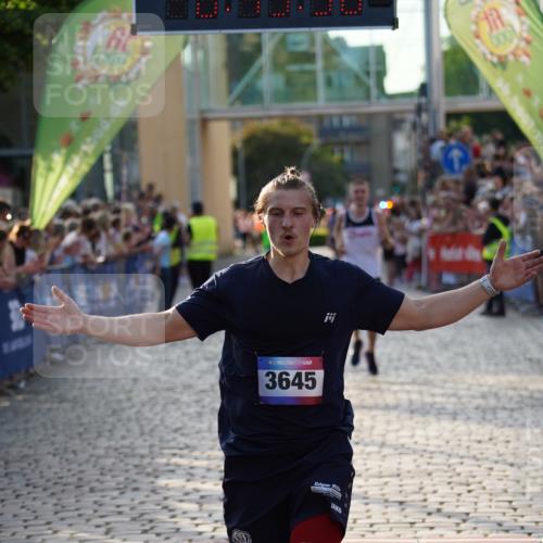 13.06.2025 - Holstenköstenlauf Felixshl http://msf.ph/oto/7955243 13.06.2025 19:45:49 Laufen 2989, 3227, 3280, 3645, 3771 meine-sportfotos.de