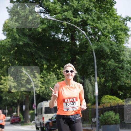 15.06.2025 - REWE Women's Run Jannik Wohlers http://msf.ph/oto/7955248 15.06.2025 08:50:48 Laufen 10601 meine-sportfotos.de