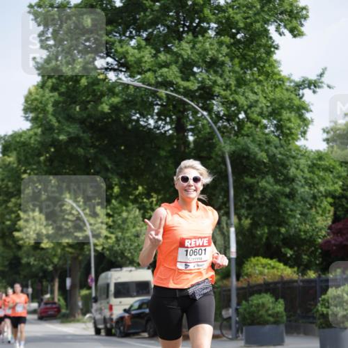 15.06.2025 - REWE Women's Run Jannik Wohlers http://msf.ph/oto/7955254 15.06.2025 08:50:48 Laufen  meine-sportfotos.de