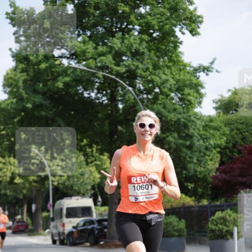 15.06.2025 - REWE Women's Run Jannik Wohlers http://msf.ph/oto/7955263 15.06.2025 08:50:49 Laufen 10601 meine-sportfotos.de