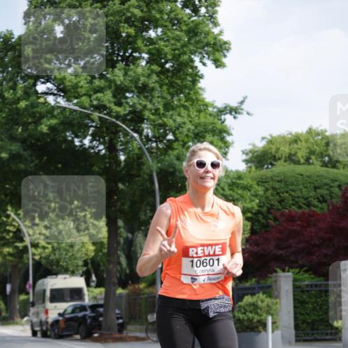 15.06.2025 - REWE Women's Run Jannik Wohlers http://msf.ph/oto/7955273 15.06.2025 08:50:49 Laufen 10601 meine-sportfotos.de