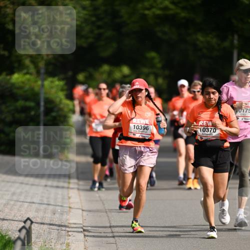 15.06.2025 - REWE Women's Run Dr. Thomas Lammeyer http://msf.ph/oto/7955281 15.06.2025 09:45:25 Laufen 10396, 10370, 10175 meine-sportfotos.de