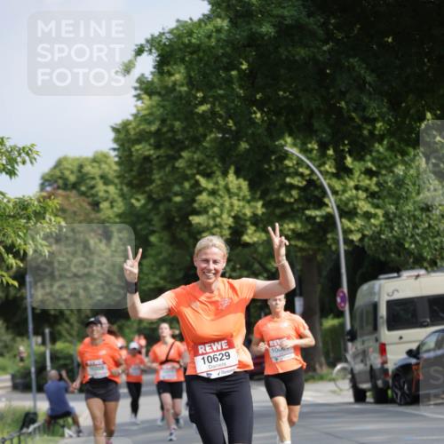 15.06.2025 - REWE Women's Run Jannik Wohlers http://msf.ph/oto/7955301 15.06.2025 08:50:51 Laufen 10629, 1000 meine-sportfotos.de