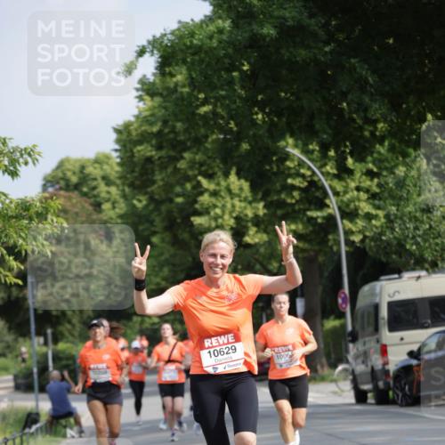 15.06.2025 - REWE Women's Run Jannik Wohlers http://msf.ph/oto/7955303 15.06.2025 08:50:51 Laufen 10629 meine-sportfotos.de