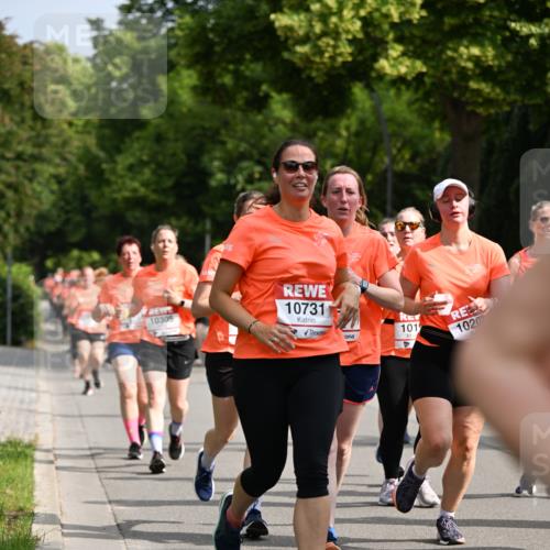 15.06.2025 - REWE Women's Run Dr. Thomas Lammeyer http://msf.ph/oto/7955358 15.06.2025 09:45:34 Laufen 10305, 10731, 101, 1020 meine-sportfotos.de