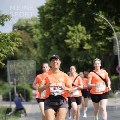 15.06.2025 - REWE Women's Run Jannik Wohlers http://msf.ph/oto/7955377 15.06.2025 08:50:54 Laufen 1020 meine-sportfotos.de