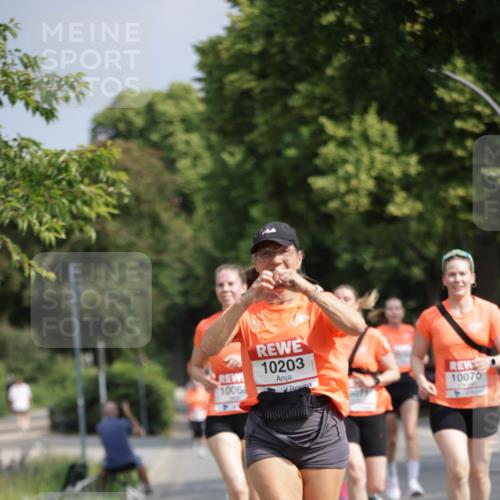 15.06.2025 - REWE Women's Run Jannik Wohlers http://msf.ph/oto/7955388 15.06.2025 08:50:55 Laufen 10203, 1006, 10070 meine-sportfotos.de