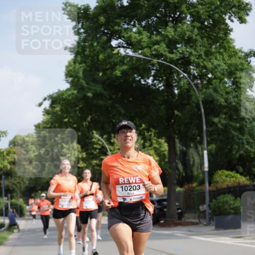 15.06.2025 - REWE Women's Run Jannik Wohlers http://msf.ph/oto/7955425 15.06.2025 08:50:56 Laufen 10069, 100, 10203 meine-sportfotos.de