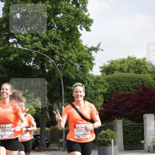 15.06.2025 - REWE Women's Run Jannik Wohlers http://msf.ph/oto/7955460 15.06.2025 08:50:58 Laufen 10069, 71, 10076 meine-sportfotos.de