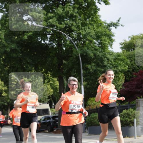 15.06.2025 - REWE Women's Run Jannik Wohlers http://msf.ph/oto/7955500 15.06.2025 08:51:01 Laufen 10112, 10251, 10019, 10185 meine-sportfotos.de