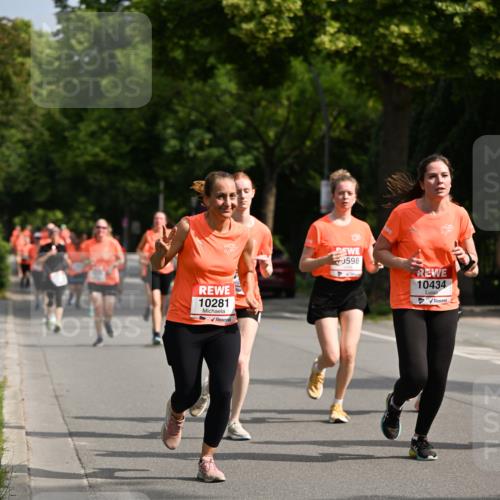 15.06.2025 - REWE Women's Run Dr. Thomas Lammeyer http://msf.ph/oto/7955522 15.06.2025 09:45:43 Laufen 10281, 0598, 10434 meine-sportfotos.de
