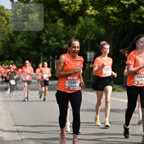 15.06.2025 - REWE Women's Run Dr. Thomas Lammeyer http://msf.ph/oto/7955535 15.06.2025 09:45:43 Laufen 10281, 10598, 1043 meine-sportfotos.de