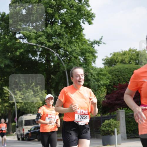 15.06.2025 - REWE Women's Run Jannik Wohlers http://msf.ph/oto/7955541 15.06.2025 08:51:03 Laufen 10113, 10251 meine-sportfotos.de