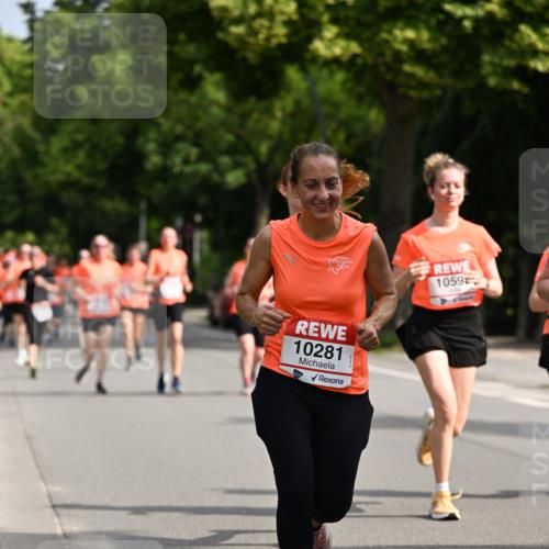 15.06.2025 - REWE Women's Run Dr. Thomas Lammeyer http://msf.ph/oto/7955551 15.06.2025 09:45:44 Laufen 10281, 1059 meine-sportfotos.de