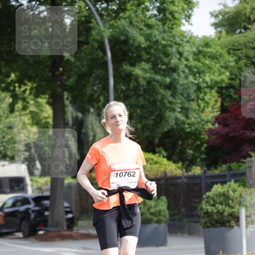 15.06.2025 - REWE Women's Run Jannik Wohlers http://msf.ph/oto/7955620 15.06.2025 08:51:08 Laufen 10762 meine-sportfotos.de