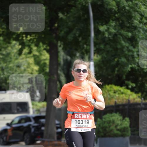 15.06.2025 - REWE Women's Run Jannik Wohlers http://msf.ph/oto/7955633 15.06.2025 08:51:15 Laufen 10319 meine-sportfotos.de