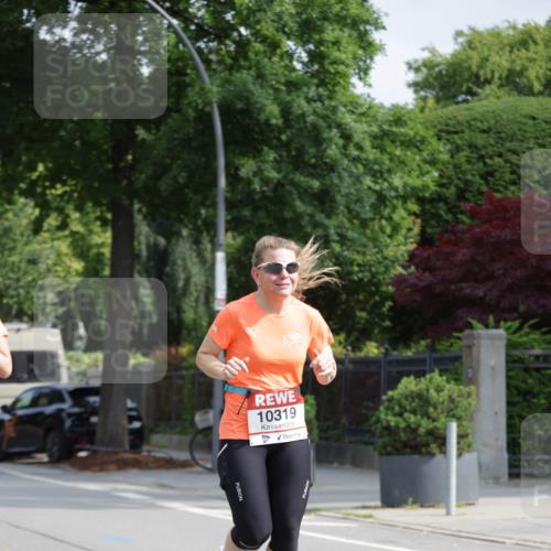 15.06.2025 - REWE Women's Run Jannik Wohlers http://msf.ph/oto/7955666 15.06.2025 08:51:15 Laufen 10319 meine-sportfotos.de