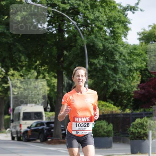 15.06.2025 - REWE Women's Run Jannik Wohlers http://msf.ph/oto/7955730 15.06.2025 08:51:18 Laufen 10328 meine-sportfotos.de