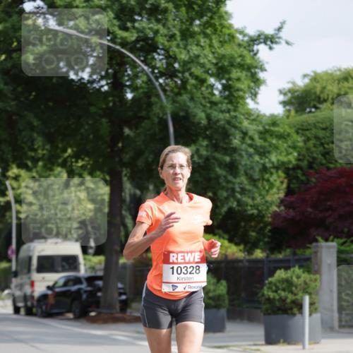 15.06.2025 - REWE Women's Run Jannik Wohlers http://msf.ph/oto/7955741 15.06.2025 08:51:18 Laufen 10328 meine-sportfotos.de