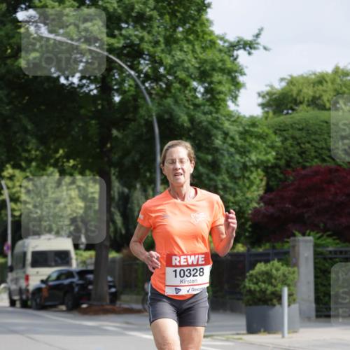 15.06.2025 - REWE Women's Run Jannik Wohlers http://msf.ph/oto/7955749 15.06.2025 08:51:18 Laufen 10328 meine-sportfotos.de