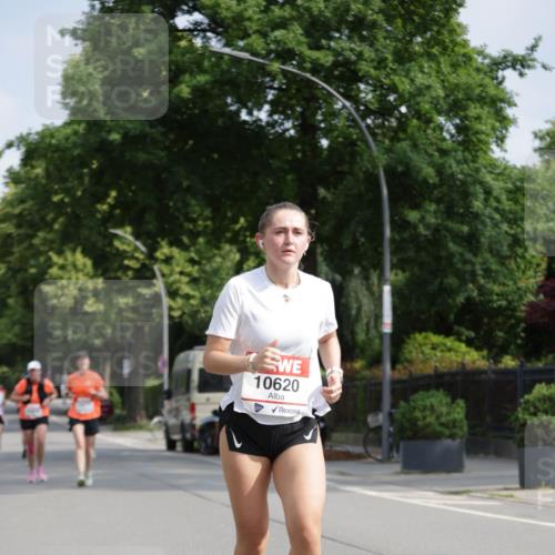 15.06.2025 - REWE Women's Run Jannik Wohlers http://msf.ph/oto/7955801 15.06.2025 08:51:21 Laufen 10620 meine-sportfotos.de