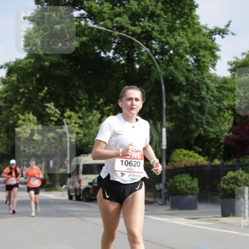 15.06.2025 - REWE Women's Run Jannik Wohlers http://msf.ph/oto/7955807 15.06.2025 08:51:21 Laufen 10620 meine-sportfotos.de