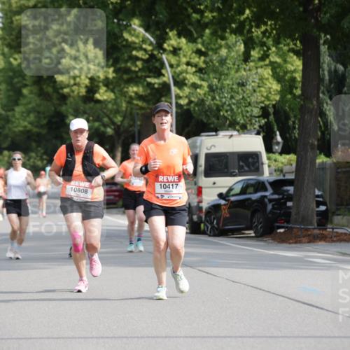 15.06.2025 - REWE Women's Run Jannik Wohlers http://msf.ph/oto/7955829 15.06.2025 08:51:24 Laufen 10808, 10417 meine-sportfotos.de