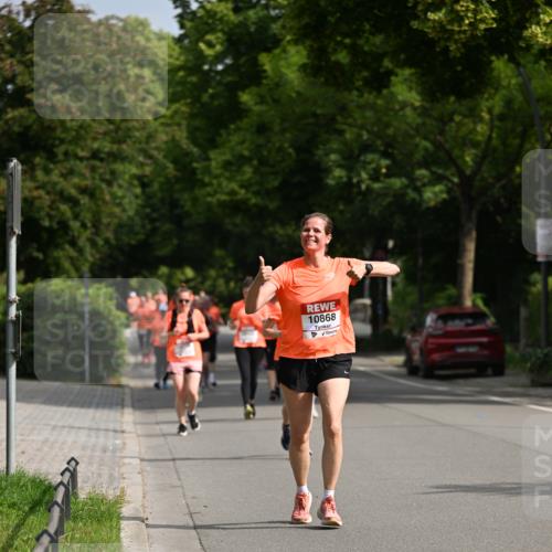 15.06.2025 - REWE Women's Run Dr. Thomas Lammeyer http://msf.ph/oto/7955834 15.06.2025 09:46:04 Laufen 10868 meine-sportfotos.de