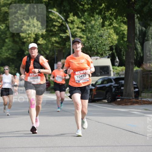15.06.2025 - REWE Women's Run Jannik Wohlers http://msf.ph/oto/7955864 15.06.2025 08:51:24 Laufen 10808, 10443, 10417 meine-sportfotos.de
